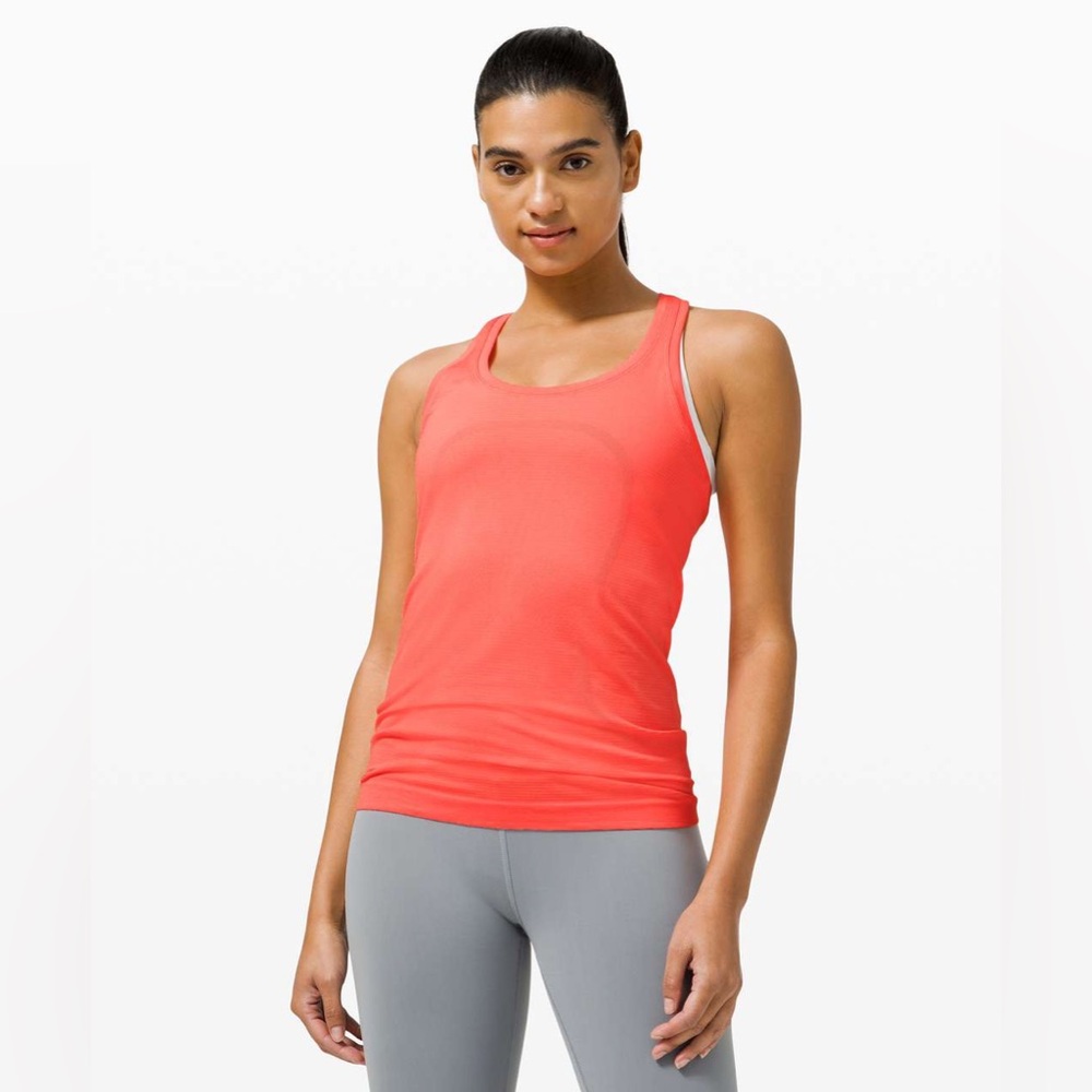 NWOT Lululemon Swiftly Tech Racerback 2.0
in Sunset / Sunset. 
Size 4.